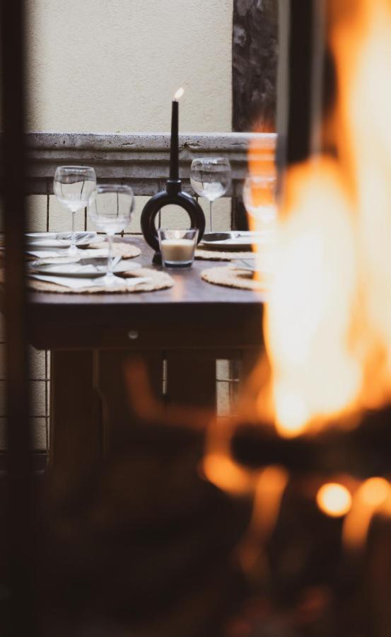 Апартаменты Scardona Rustica, Bed & Breakfast With Jacuzzi, Bbq And Free Parking In Skradin, Krka Экстерьер фото
